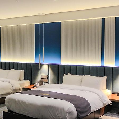 Interburgo Hotel Wonju Zewnętrze zdjęcie