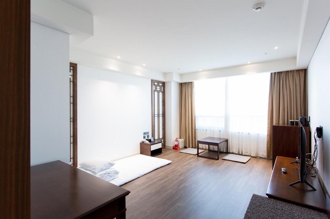 Interburgo Hotel Wonju Zewnętrze zdjęcie